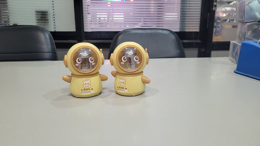 Cute Astronaut Bear Pencil Sharpener – Fun & Easy Sharpening for Kids