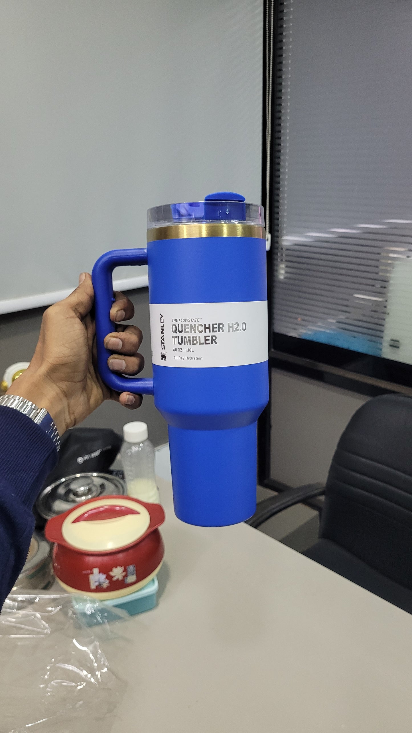 Stanley FlowState Quencher H2.0 Tumbler – 40oz Insulated Travel Mug